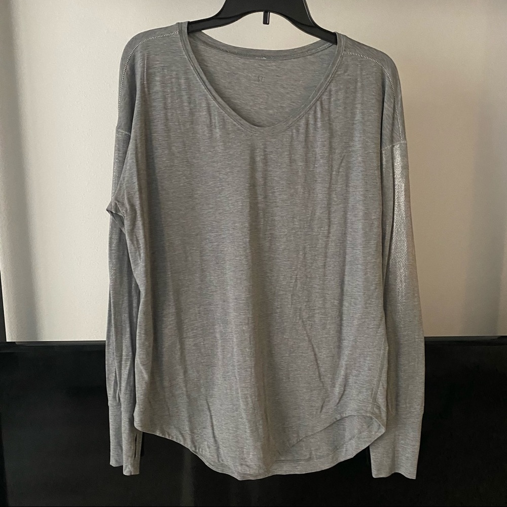 Lululemon womens shimmer gray long sleeve